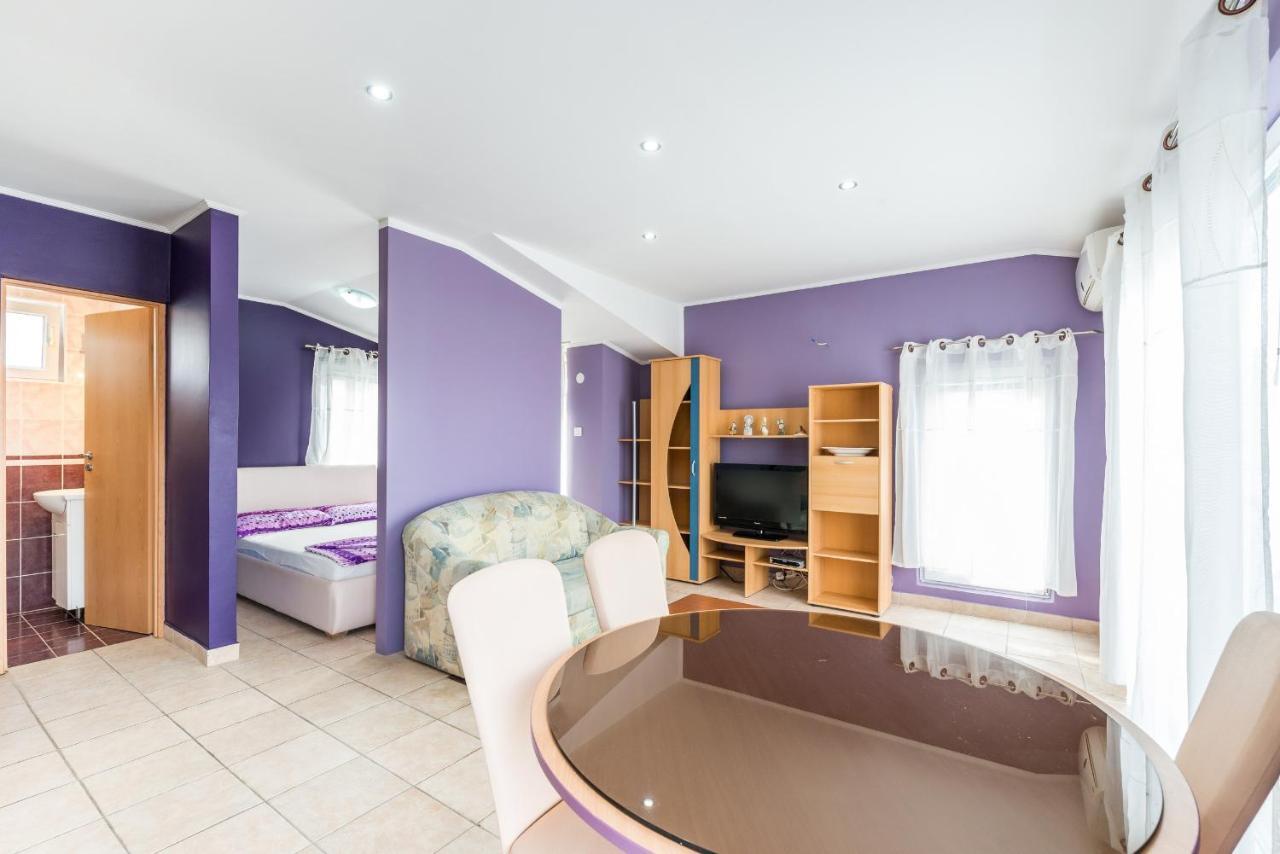 Apartments Mahnet ヴィル 部屋 写真