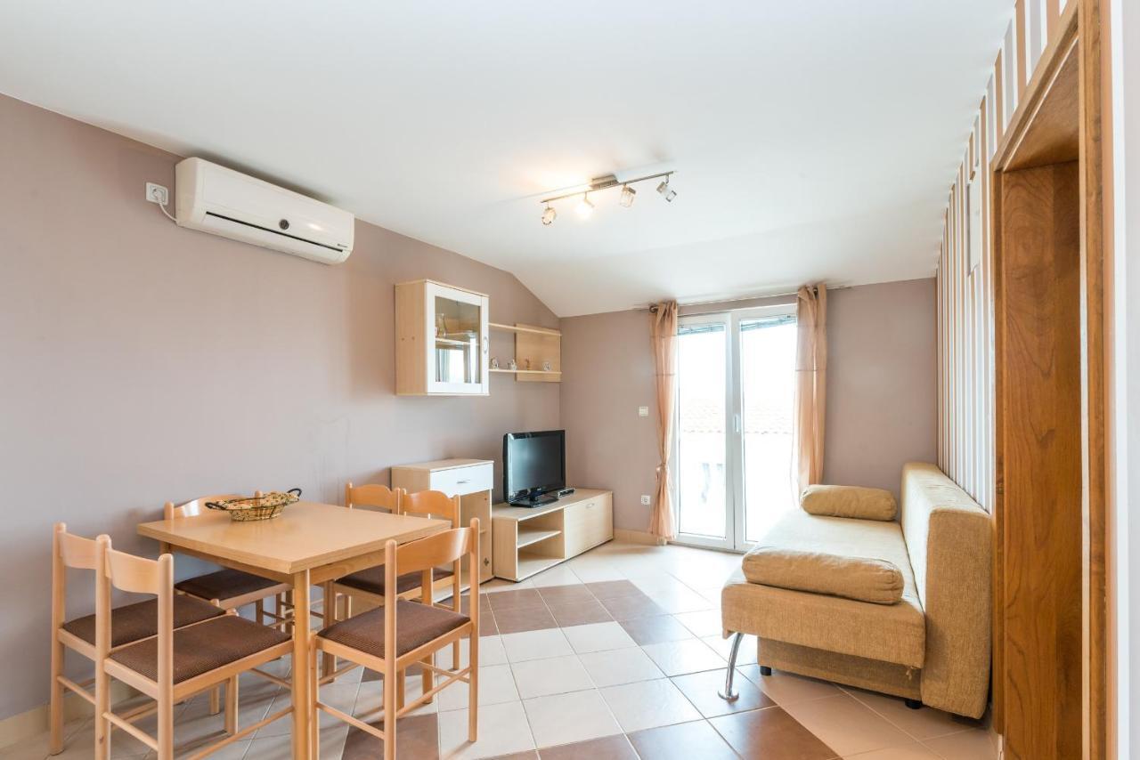 Apartments Mahnet ヴィル 部屋 写真